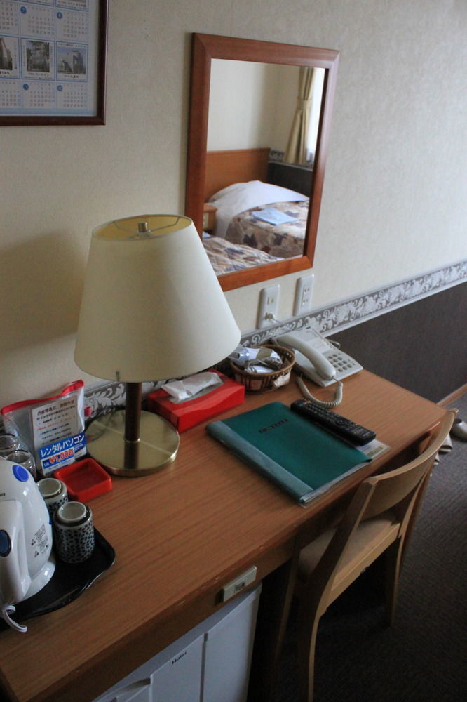 Business Hotel Ekimae Hakodate Kültér fotó