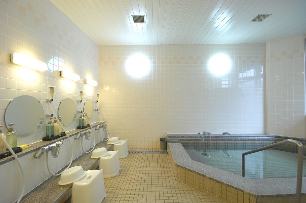 Business Hotel Ekimae Hakodate Kültér fotó